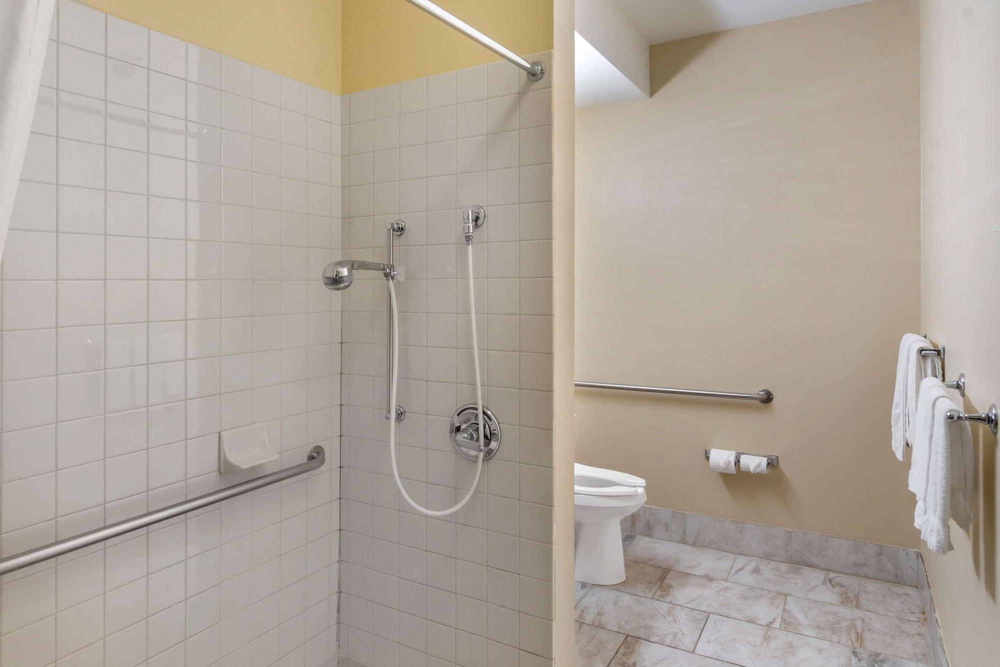 Quality Inn Overland Park Kansas City Exterior photo